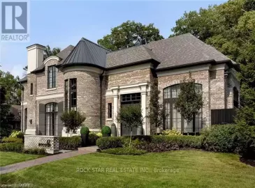 421 Wedgewood Drive, Oakville, Ontario L6J4S3, 5 Bedrooms Bedrooms, ,6 BathroomsBathrooms,Single Family,For Sale,Wedgewood,W7305386