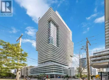 185 Roehampton, Toronto, Ontario M4P0C6, 2 Bedrooms Bedrooms, ,2 BathroomsBathrooms,Single Family,For Sale,Roehampton,C7305492