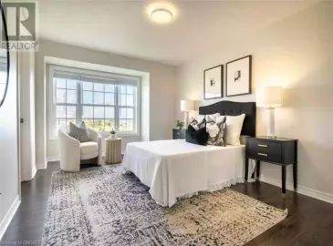 1483 MAPLE Avenue, Milton, Ontario L9T0B6, 2 Bedrooms Bedrooms, ,2 BathroomsBathrooms,Single Family,For Sale,MAPLE,40514339