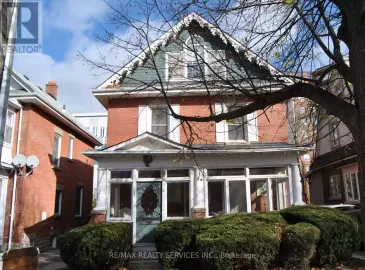 6 Elizabeth Street, Brampton, Ontario L6Y1P8, 4 Bedrooms Bedrooms, ,2 BathroomsBathrooms,Single Family,For Sale,Elizabeth,W7306064