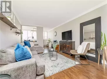 55 YARMOUTH Street, Guelph, Ontario N1H7R4, 1 Bedroom Bedrooms, ,1 BathroomBathrooms,Single Family,For Sale,YARMOUTH,40514404