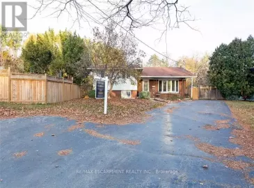 1044 Marley Crescent, Burlington, ON L7T3S1, 4 Bedrooms Bedrooms, ,2 BathroomsBathrooms,Single Family,For Sale,Marley,W7306598 1044 Marley Crescent, Burlington, ON L7T3S1, 4 Bedrooms Bedrooms, ,2 BathroomsBathrooms,Single Family,For Sale,Marley,W7306598