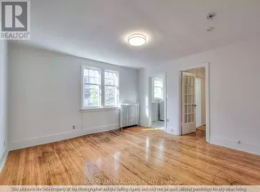28 Macpherson, Toronto, Ontario M5R1W8, 1 Bedroom Bedrooms, ,1 BathroomBathrooms,Multi-family,For Lease,Macpherson,C7307584