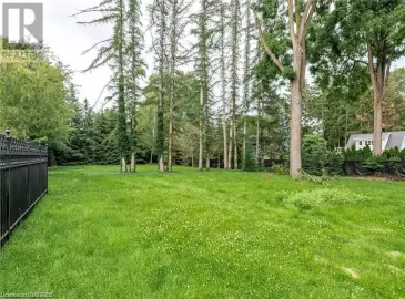 283 BALSAM Drive, Oakville, Ontario L6J3X7, 8 Bedrooms Bedrooms, ,12 BathroomsBathrooms,Single Family,For Sale,BALSAM,40485012