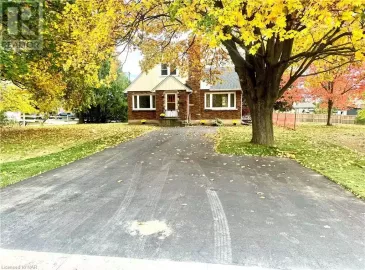 1053 PELHAM Street, Fonthill, ON L3C3E4, 4 Bedrooms Bedrooms, ,2 BathroomsBathrooms,Single Family,For Sale,PELHAM,40485233