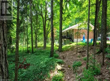 128 LAKEVIEW Drive, Georgian Bluffs, ON N0H2T0, 3 Bedrooms Bedrooms, ,2 BathroomsBathrooms,Single Family,For Sale,LAKEVIEW,40486519