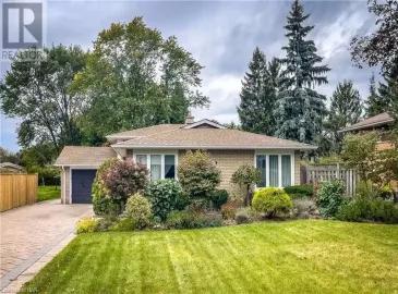 3567 VARSITY Avenue, Niagara Falls, ON L2J3B7, 3 Bedrooms Bedrooms, ,2 BathroomsBathrooms,Single Family,For Sale,VARSITY,40497021