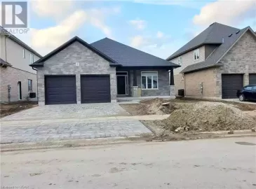 8 FERRIS Boulevard, Thamesford, Ontario N0M2M0, 4 Bedrooms Bedrooms, ,3 BathroomsBathrooms,Single Family,For Sale,FERRIS,40506069