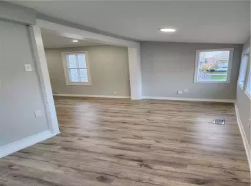 Fort Erie, Ontario L2A5M3, 3 Bedrooms Bedrooms, ,1 BathroomBathrooms,Single Family,For Sale,H4179547