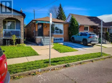 236 Ivon, Hamilton, Ontario L8H5T1, 5 Bedrooms Bedrooms, ,2 BathroomsBathrooms,Single Family,For Sale,Ivon,X7286894 236 Ivon, Hamilton, Ontario L8H5T1, 5 Bedrooms Bedrooms, ,2 BathroomsBathrooms,Single Family,For Sale,Ivon,X7286894