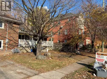 32 Hill Crest, Brampton, Ontario L6W1Y8, 2 Bedrooms Bedrooms, ,1 BathroomBathrooms,Single Family,For Lease,Hill Crest,W7288622 32 Hill Crest, Brampton, Ontario L6W1Y8, 2 Bedrooms Bedrooms, ,1 BathroomBathrooms,Single Family,For Lease,Hill Crest,W7288622