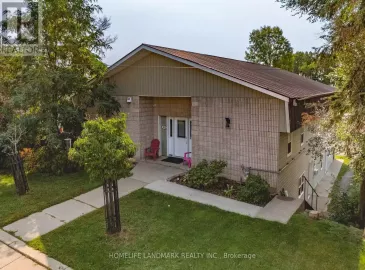 300 Main Street, Deseronto, ON K0K1X0, 2 Bedrooms Bedrooms, ,1 BathroomBathrooms,Multi-family,For Lease,Main,X7298954