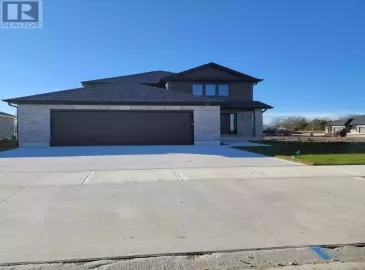 647 Ketter Way, Plympton-Wyoming, ON N0N1T0, 3 Bedrooms Bedrooms, ,3 BathroomsBathrooms,Single Family,For Lease,Ketter,X7308930 647 Ketter Way, Plympton-Wyoming, ON N0N1T0, 3 Bedrooms Bedrooms, ,3 BathroomsBathrooms,Single Family,For Lease,Ketter,X7308930