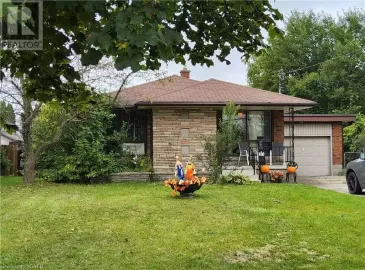 62 OAK Street, Simcoe, Ontario N3Y3J6, 5 Bedrooms Bedrooms, ,2 BathroomsBathrooms,Single Family,For Sale,OAK,40489126 62 OAK Street, Simcoe, Ontario N3Y3J6, 5 Bedrooms Bedrooms, ,2 BathroomsBathrooms,Single Family,For Sale,OAK,40489126