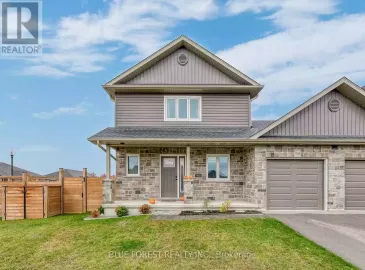 1045 Reserve, North Perth, Ontario N4W0B5, 2 Bedrooms Bedrooms, ,2 BathroomsBathrooms,Single Family,For Sale,Reserve,X7261904 1045 Reserve, North Perth, Ontario N4W0B5, 2 Bedrooms Bedrooms, ,2 BathroomsBathrooms,Single Family,For Sale,Reserve,X7261904
