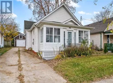 6047 ROSS Street, Niagara Falls, ON L2G4C2, 2 Bedrooms Bedrooms, ,1 BathroomBathrooms,Single Family,For Sale,ROSS,40511102