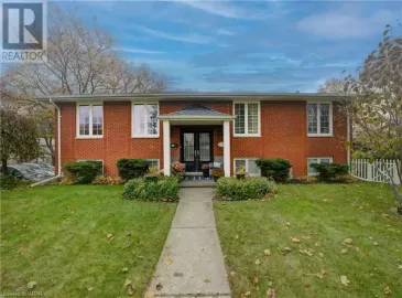 132 CANDLEWOOD Crescent, Waterloo, ON N2L5S3, 4 Bedrooms Bedrooms, ,3 BathroomsBathrooms,Single Family,For Sale,CANDLEWOOD,40511074