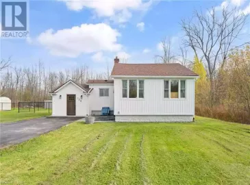 754 HELENA Street, Fort Erie, Ontario L2A4K3, 3 Bedrooms Bedrooms, ,1 BathroomBathrooms,Single Family,For Sale,HELENA,40511939
