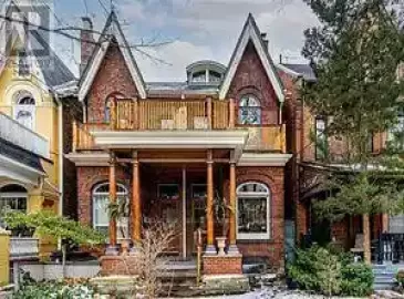 125 Macdonell, Toronto, Ontario M6R2A4, 5 Bedrooms Bedrooms, ,3 BathroomsBathrooms,Single Family,For Lease,Macdonell,W7300986