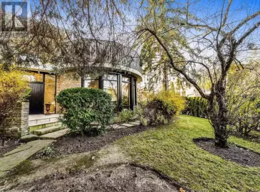 65 Blue Forest Drive, Toronto, Ontario M3H4W6, 6 Bedrooms Bedrooms, ,4 BathroomsBathrooms,Single Family,For Sale,Blue Forest,C7305528