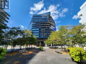 21 Lawren Harris Square, Toronto, Ontario M5A0T4, 1 Bedroom Bedrooms, ,1 BathroomBathrooms,Single Family,For Lease,Lawren Harris,C7309214