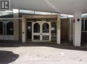 10 Shallmar Boulevard, Toronto, Ontario M5N1J4, 3 Bedrooms Bedrooms, ,2 BathroomsBathrooms,Single Family,For Lease,Shallmar,C7309546