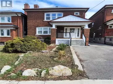 323 Glenholme, Toronto, Ontario M6E3E4, 3 Bedrooms Bedrooms, ,2 BathroomsBathrooms,Single Family,For Lease,Glenholme,C7309668