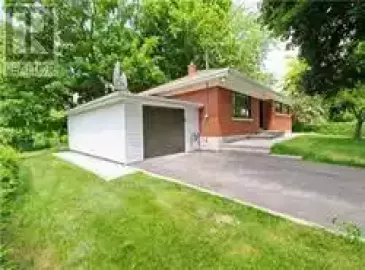 104 Belfry Drive, Newmarket, Ontario L3Y3G1, 3 Bedrooms Bedrooms, ,2 BathroomsBathrooms,Single Family,For Sale,Belfry,N7309734 104 Belfry Drive, Newmarket, Ontario L3Y3G1, 3 Bedrooms Bedrooms, ,2 BathroomsBathrooms,Single Family,For Sale,Belfry,N7309734