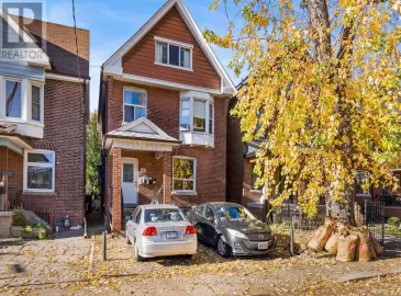 46 Concord, Toronto, ON M6H2P1, 2 Bedrooms Bedrooms, ,1 BathroomBathrooms,Single Family,For Lease,Concord,C7310642 46 Concord, Toronto, ON M6H2P1, 2 Bedrooms Bedrooms, ,1 BathroomBathrooms,Single Family,For Lease,Concord,C7310642