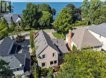 328 NIAGARA Boulevard, Niagara-on-the-Lake, ON L0S1J0, 4 Bedrooms Bedrooms, ,3 BathroomsBathrooms,Single Family,For Sale,NIAGARA,40471056 328 NIAGARA Boulevard, Niagara-on-the-Lake, ON L0S1J0, 4 Bedrooms Bedrooms, ,3 BathroomsBathrooms,Single Family,For Sale,NIAGARA,40471056