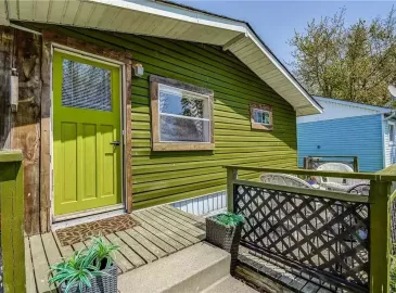 Selkirk, ON N0A1P0, 2 Bedrooms Bedrooms, ,1 BathroomBathrooms,Single Family,For Sale,H4177817 Selkirk, ON N0A1P0, 2 Bedrooms Bedrooms, ,1 BathroomBathrooms,Single Family,For Sale,H4177817