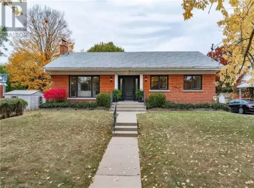 112 QUEENSWAY Drive, Brantford, Ontario N3R4X2, 5 Bedrooms Bedrooms, ,2 BathroomsBathrooms,Single Family,For Sale,QUEENSWAY,40506435 112 QUEENSWAY Drive, Brantford, Ontario N3R4X2, 5 Bedrooms Bedrooms, ,2 BathroomsBathrooms,Single Family,For Sale,QUEENSWAY,40506435