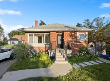 Hamilton, Ontario L8V4H8, 5 Bedrooms Bedrooms, ,2 BathroomsBathrooms,Single Family,For Sale,H4179507