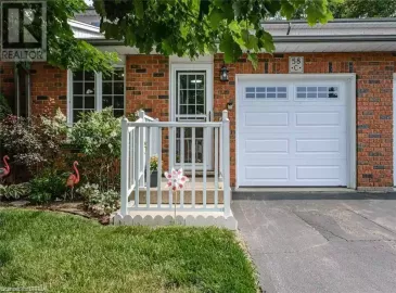 58 HARRIS Avenue, Brantford, Ontario N3R2E9, 3 Bedrooms Bedrooms, ,2 BathroomsBathrooms,Single Family,For Sale,HARRIS,40511238