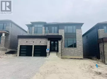 4 Del Ray Crescent, Wasaga Beach, Ontario L9Z1J7, 4 Bedrooms Bedrooms, ,4 BathroomsBathrooms,Single Family,For Lease,Del Ray,S7290340 4 Del Ray Crescent, Wasaga Beach, Ontario L9Z1J7, 4 Bedrooms Bedrooms, ,4 BathroomsBathrooms,Single Family,For Lease,Del Ray,S7290340