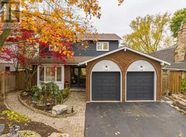 3129 RIVERVIEW Street, Oakville, ON L6L5J6, 4 Bedrooms Bedrooms, ,3 BathroomsBathrooms,Single Family,For Sale,RIVERVIEW,40511421 3129 RIVERVIEW Street, Oakville, ON L6L5J6, 4 Bedrooms Bedrooms, ,3 BathroomsBathrooms,Single Family,For Sale,RIVERVIEW,40511421