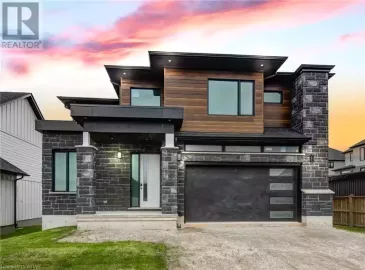 85 CRESTVIEW Drive, Komoka, Ontario N0L1R0, 4 Bedrooms Bedrooms, ,4 BathroomsBathrooms,Single Family,For Sale,CRESTVIEW,40505330
