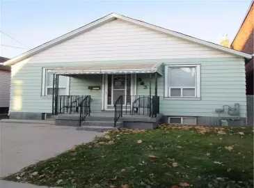 Hamilton, ON L8L4R2, 2 Bedrooms Bedrooms, ,2 BathroomsBathrooms,Single Family,For Sale,H4180392 Hamilton, ON L8L4R2, 2 Bedrooms Bedrooms, ,2 BathroomsBathrooms,Single Family,For Sale,H4180392
