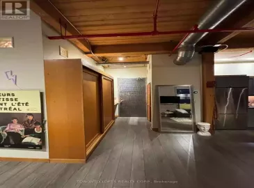 371 Wallace, Toronto, ON M6P3N8, 1 Bedroom Bedrooms, ,1 BathroomBathrooms,Single Family,For Lease,Wallace,W7307686