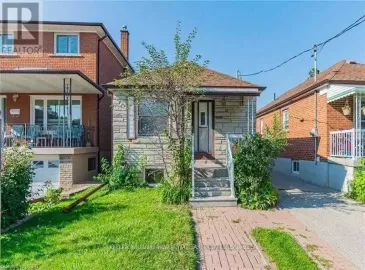 20 East Drive, Toronto, Ontario M6N2N7, 4 Bedrooms Bedrooms, ,2 BathroomsBathrooms,Single Family,For Lease,East,W7309848