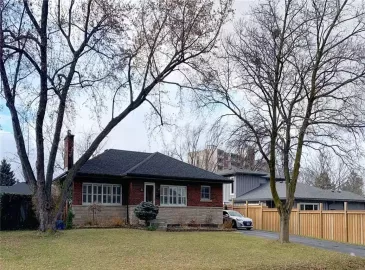 Stoney Creek, Ontario L8G2W7, 2 Bedrooms Bedrooms, ,1 BathroomBathrooms,Single Family,For Lease,H4180398