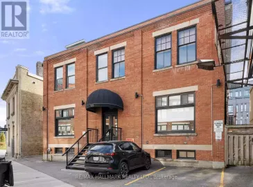 535 Queen Street, Toronto, Ontario M5A1V1, 3 Bedrooms Bedrooms, ,1 BathroomBathrooms,Single Family,For Lease,Queen,C7310748 535 Queen Street, Toronto, Ontario M5A1V1, 3 Bedrooms Bedrooms, ,1 BathroomBathrooms,Single Family,For Lease,Queen,C7310748