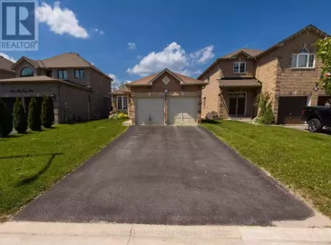 1246 Lowrie Street, Innisfil, Ontario L9S0E5, 3 Bedrooms Bedrooms, ,2 BathroomsBathrooms,Single Family,For Lease,Lowrie,N7310740