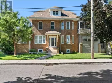 32 Rosslyn, Hamilton, Ontario L8M3H9, 5 Bedrooms Bedrooms, ,4 BathroomsBathrooms,Single Family,For Sale,Rosslyn,X7310790