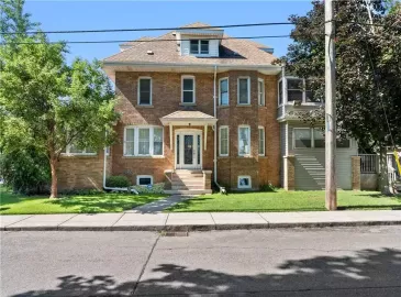 Hamilton, Ontario L8M3H9, ,Multi-family,For Sale,H4180434