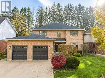 44 Symphony Place, Hamilton, Ontario L8G4V6, 4 Bedrooms Bedrooms, ,3 BathroomsBathrooms,Single Family,For Sale,Symphony,X7311212