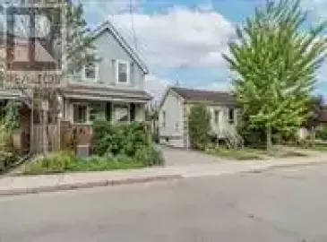 381-383 Macnab Street, Hamilton, ON L8L1K9, 8 Bedrooms Bedrooms, ,4 BathroomsBathrooms,Single Family,For Sale,Macnab,X7311312 381-383 Macnab Street, Hamilton, ON L8L1K9, 8 Bedrooms Bedrooms, ,4 BathroomsBathrooms,Single Family,For Sale,Macnab,X7311312