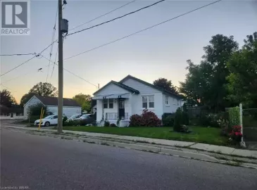 41 TENTH Avenue, Brantford, Ontario N3S1G1, 3 Bedrooms Bedrooms, ,2 BathroomsBathrooms,Single Family,For Lease,TENTH,40514576