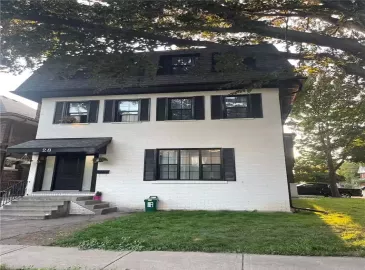Hamilton, Ontario L8M2J3, 2 Bedrooms Bedrooms, ,1 BathroomBathrooms,Single Family,For Lease,H4180399 Hamilton, Ontario L8M2J3, 2 Bedrooms Bedrooms, ,1 BathroomBathrooms,Single Family,For Lease,H4180399