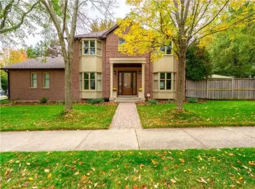 Hamilton, Ontario L9H6T4, 4 Bedrooms Bedrooms, ,3 BathroomsBathrooms,Single Family,For Sale,H4180331 Hamilton, Ontario L9H6T4, 4 Bedrooms Bedrooms, ,3 BathroomsBathrooms,Single Family,For Sale,H4180331